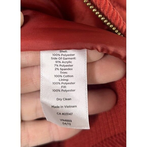 Talbots Woman Quilted Vest Red Orange Pockets Casual Full Zip Size Medium - Picture 9 of 9